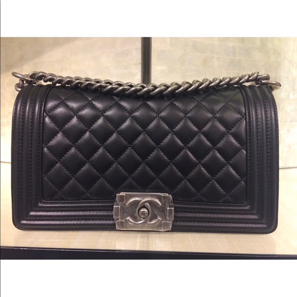 BRAND NEW never worn Chanel Boy Bag OLD Medium size Black Ruthenium NWT - Picture 1 of 11